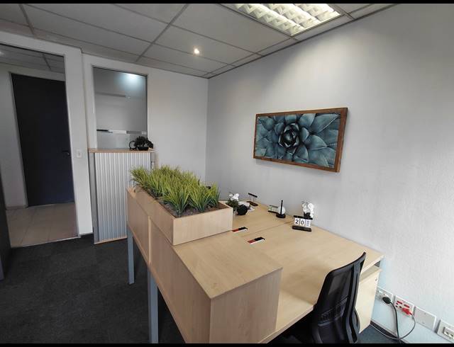21.20M² OFFICE TO LET IN FOURWAYS